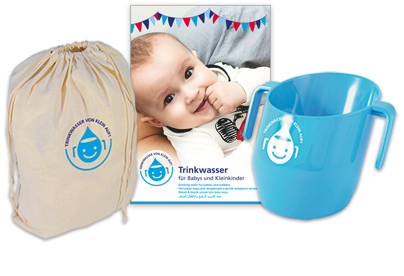  Paket: Trinkwasser von klein auf! mit Broschüre "Trinkwasser für Babys und Kleinkinder"und Trinklernbecher